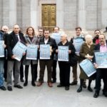 La Alianza Española contra la Pobreza entrega sus propuestas a la Comisión Parlamentaria de Hacienda