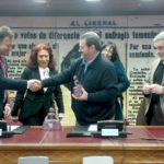 Julio Salazar, distinguido en el Senado con el Premio Menina de la Red Transnacional de Mujeres