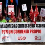 Trabajadores de centros de día asturianos se concentran para que se negocie un nuevo convenio