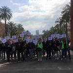 Los trabajadores del 010 de Barcelona reanudan la huelga indefinida