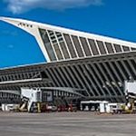 Los trabajadores del Aeropuerto de Bilbao, a la huelga este verano