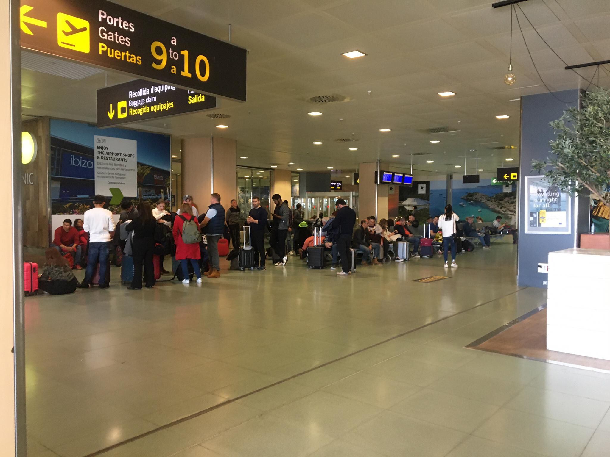 USO denuncia que el Aeropuerto de Ibiza impone cambios de horarios a la plantilla para tapar la falta de personal